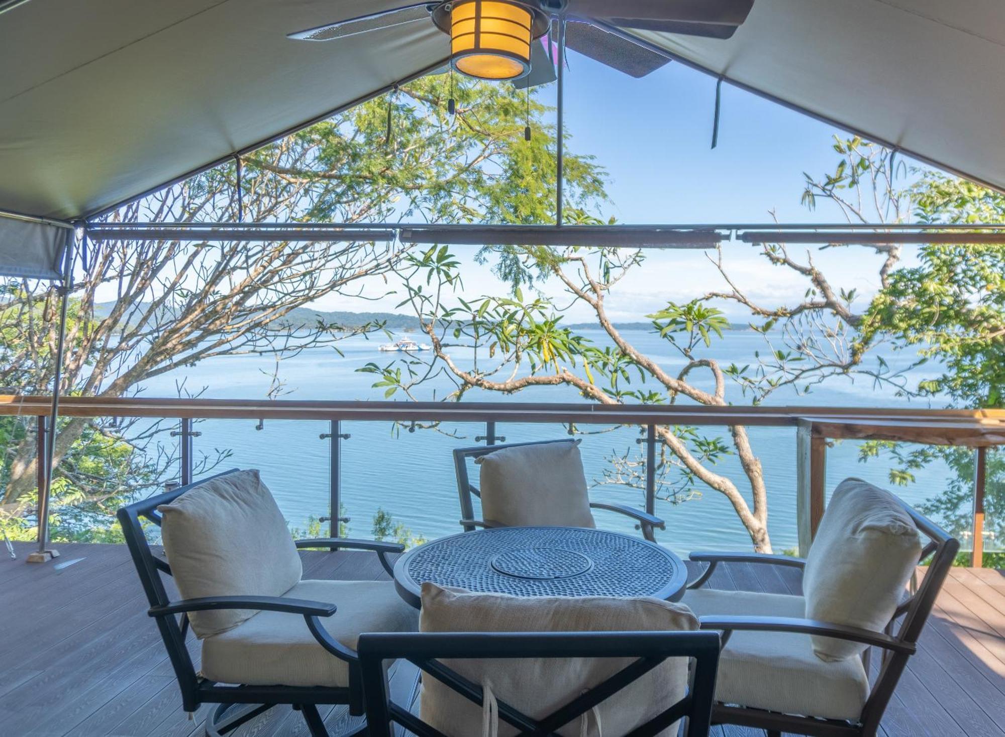 Isla Chiquita Glamping Hotel Paquera Pokoj fotografie